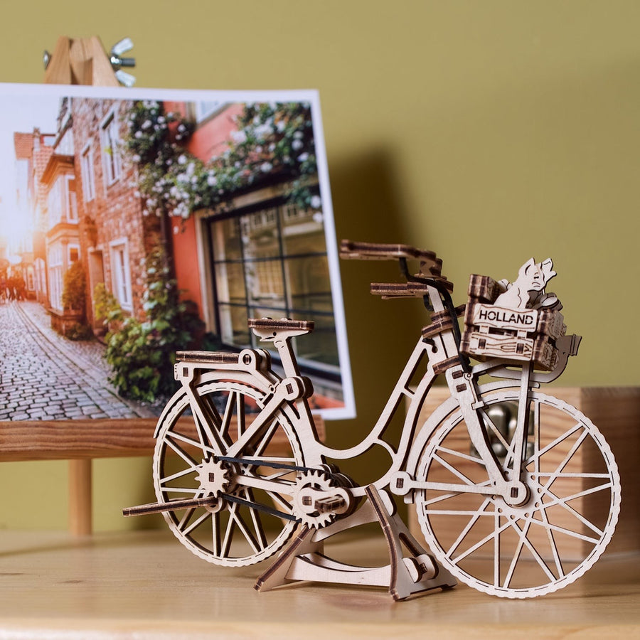 122062 - Ugears Dutch Bicycle