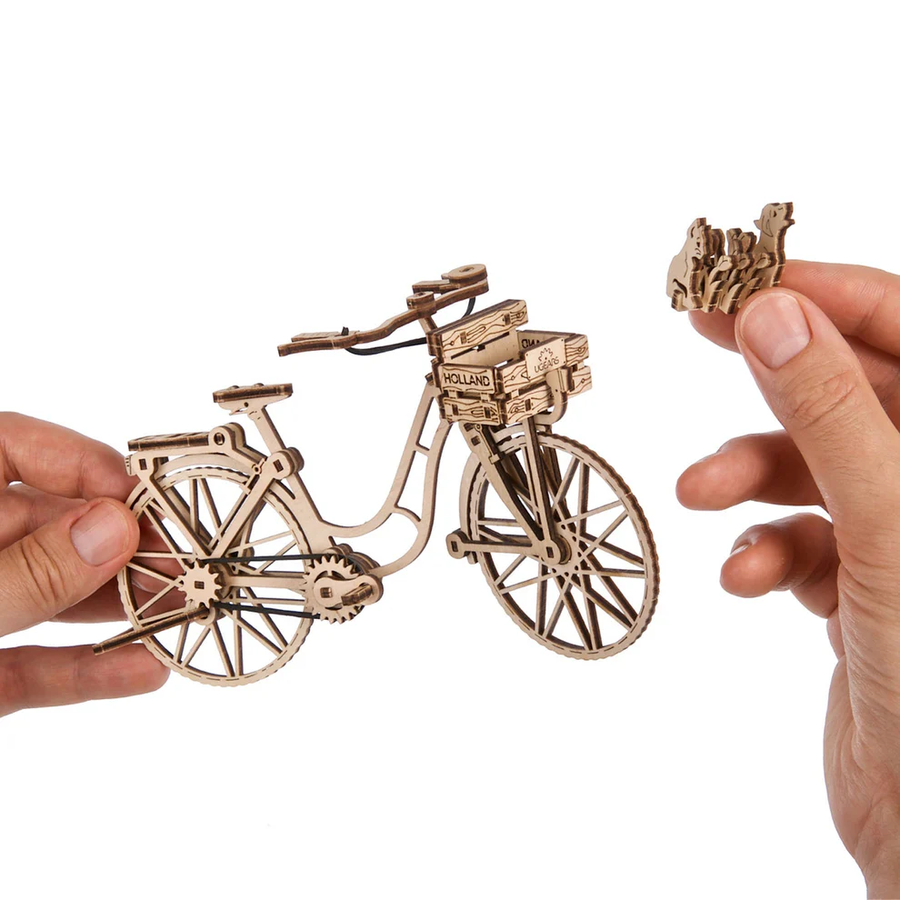 122062 - Ugears Dutch Bicycle