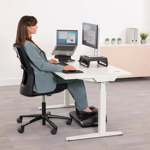 100098566 - Fellowes Breyta Foot Rest