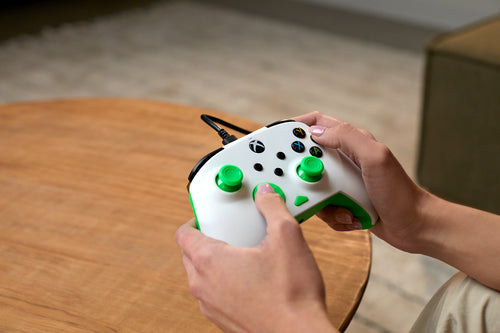 TBC-2002-55 - TURTLE BEACH REMATCH CORE WIRED CONTROLLER - WHITE/GREEN XBX