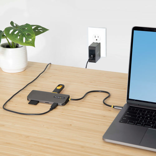 STARTECH.COM USB-C MULTIPORT ADAPTER - 4K HDMI - PD 3YR