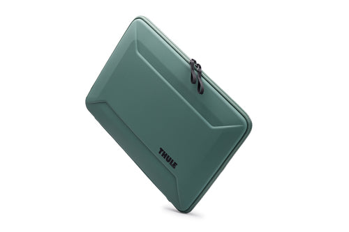 Thule Gauntlet Sleeve 5.0 for MacBook Pro 13"-14" & MacBook Air – Hazy Green