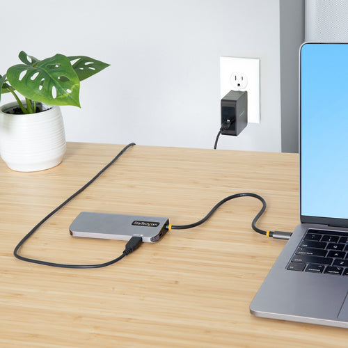 STARTECH.COM USB-C MULTIPORT ADAPTER - 4K HDMI - PD 3YR