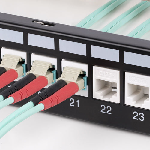 StarTech.com DMFKSLCLCCOUPLER - LC Fiber Coupler LC/UPC Keystone