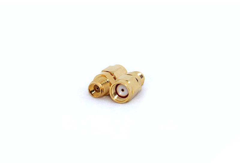 Go Wireless NZ AN-19 - RP-SMA Male to SMA Female Adaptor