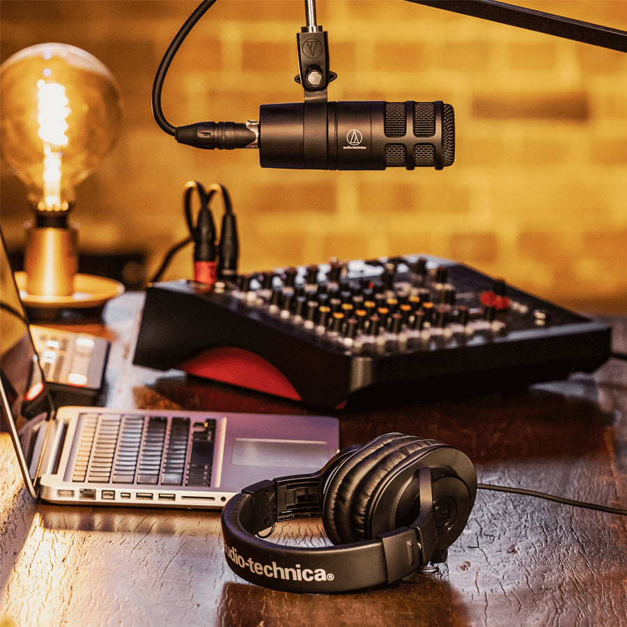 Audio-Technica AT2040 Audio Technica Hypercardioid Dynamic Podcast Microphone