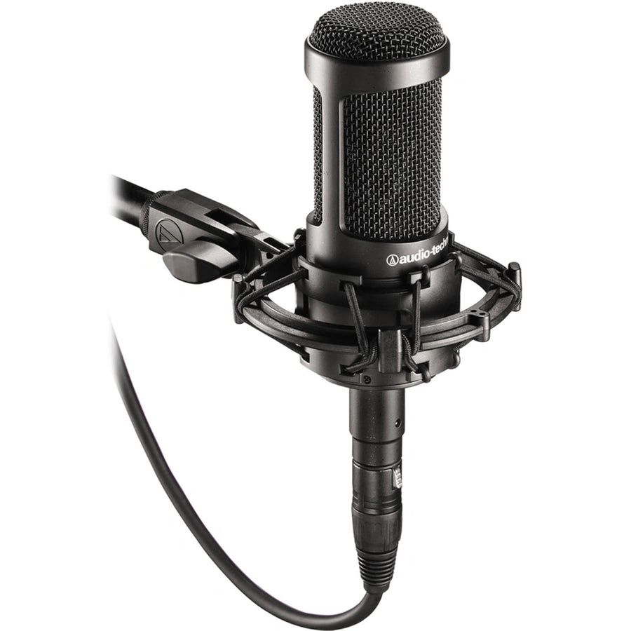 Audio-Technica AT2035 Großmembran-Kondensatormikrofon mit Nierencharakteristik - Inklusive Spinne