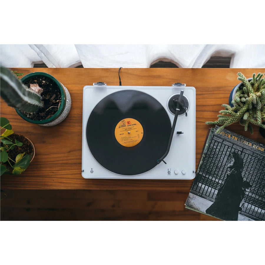 AUDIO TECHNICA LP70XBT-WS - AT AUTOMATIC BELT DRIVE TURNTABLE WITH BT & VM95C STYLUS