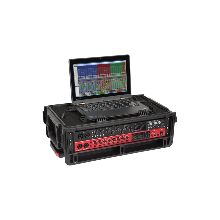 SKB-ISF2U - SKB MOLD LAPTOP/2U RACK W WHEEL PULL HAN