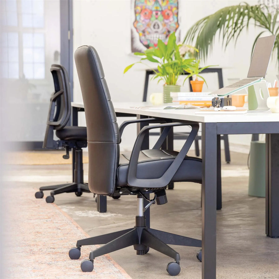 125-BL3 - MONDO PLATO CHAIR BONDED LEATHER