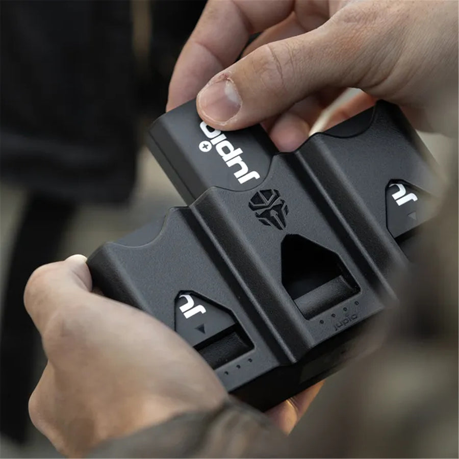 JTC-LPE6 - JUPIO X PETER LINDGREN PR1ME GEAR TRI-CHARGE CHARGER/POWERBANK & MEMORY CARD CASE