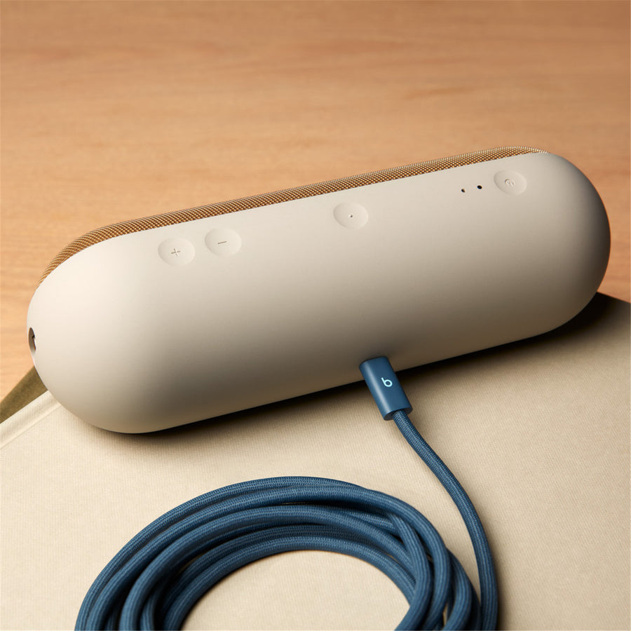 Beats   240W USB-C to USB-C Braided Cable (3 m / 10 ft)  - Nitro Navy