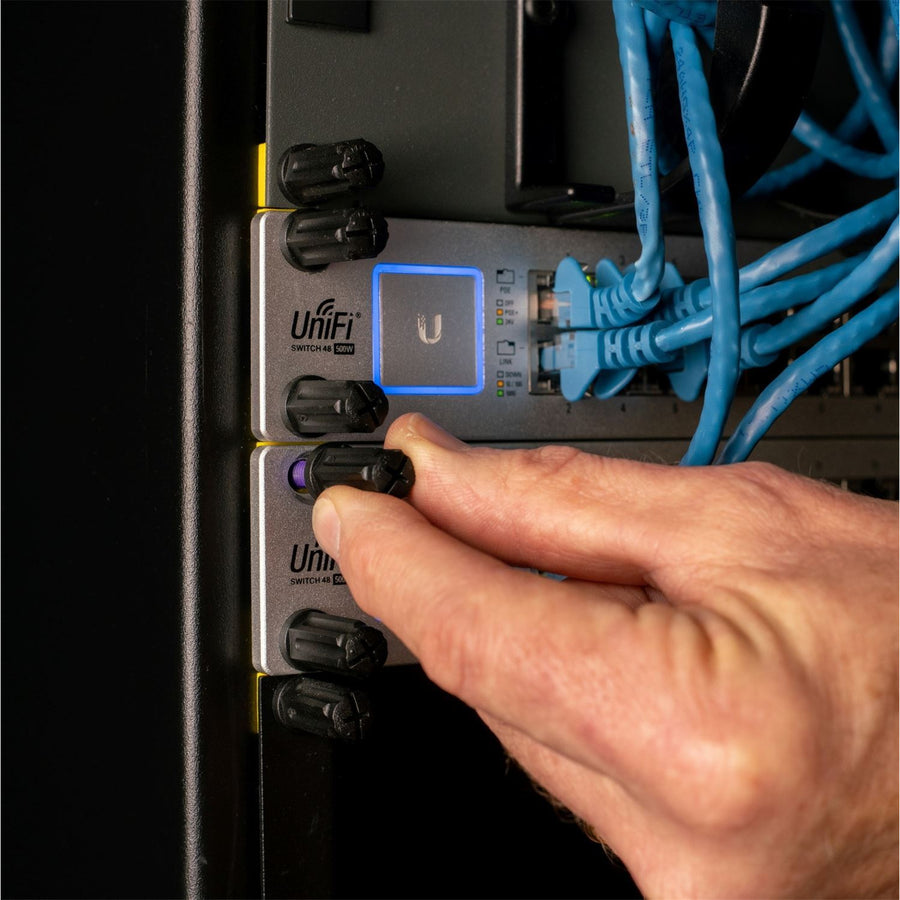 RACKSTUDS RSL40C-S2 - Series II Combo-pack w/ 40 sets Size/Colour. Smart Rack Mounting System.