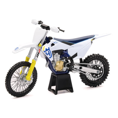 NEW RAY MODEL NR-58153 - MODEL DIRT BIKE HUSQVARNA FC450 1:12 SCALE BY NEW RAY