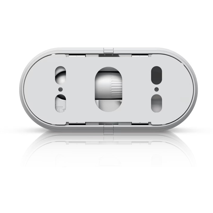 Ubiquiti UniFi Indoor/outdoor dual sensor 16MP PoE+ camera, with a Multi-TOPS AI Engine and panoramic 180° coverage