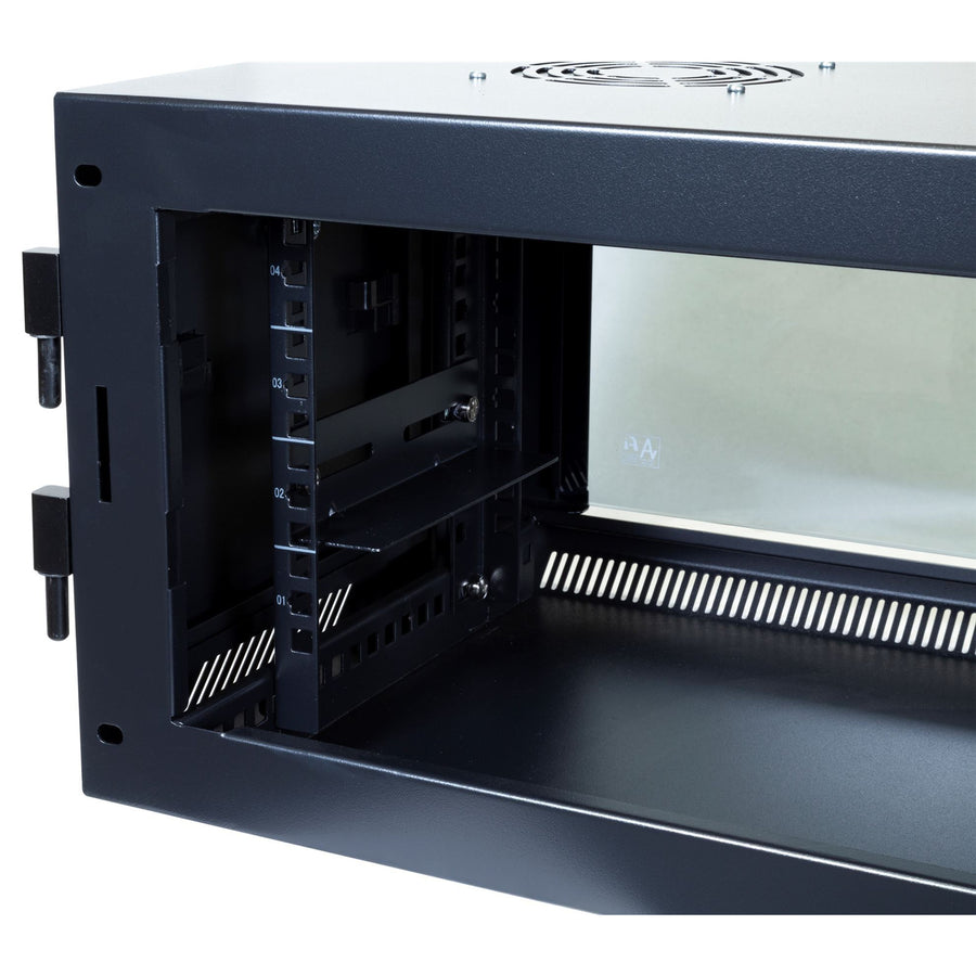 DYNAMIX RSFDS4-450 - 4RU Universal Swing Wall Mount Cabinet. Back mount supplied Left & Right Hinges