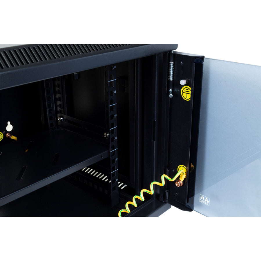 DYNAMIX RSFDS6 - 6RU Universal Swing Wall Mount Cabinet. Back mount supplied Left & Right Hinges