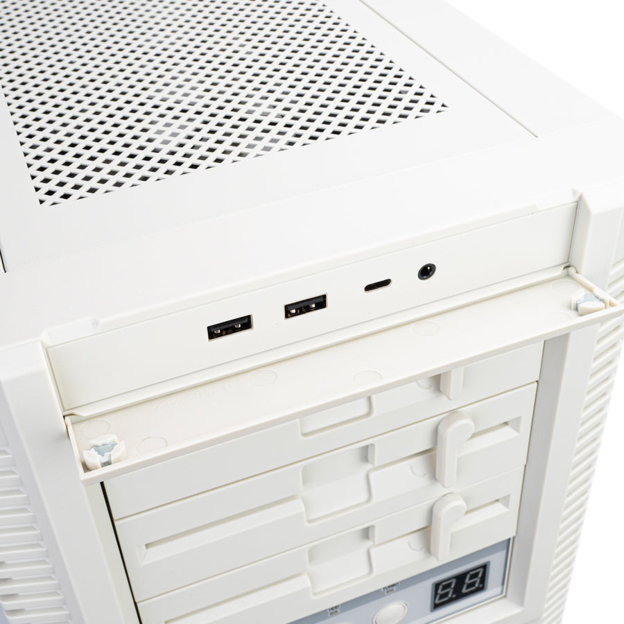 SST-FLP02W - SilverStone FLP02W Retro-inspired Tower Chassis