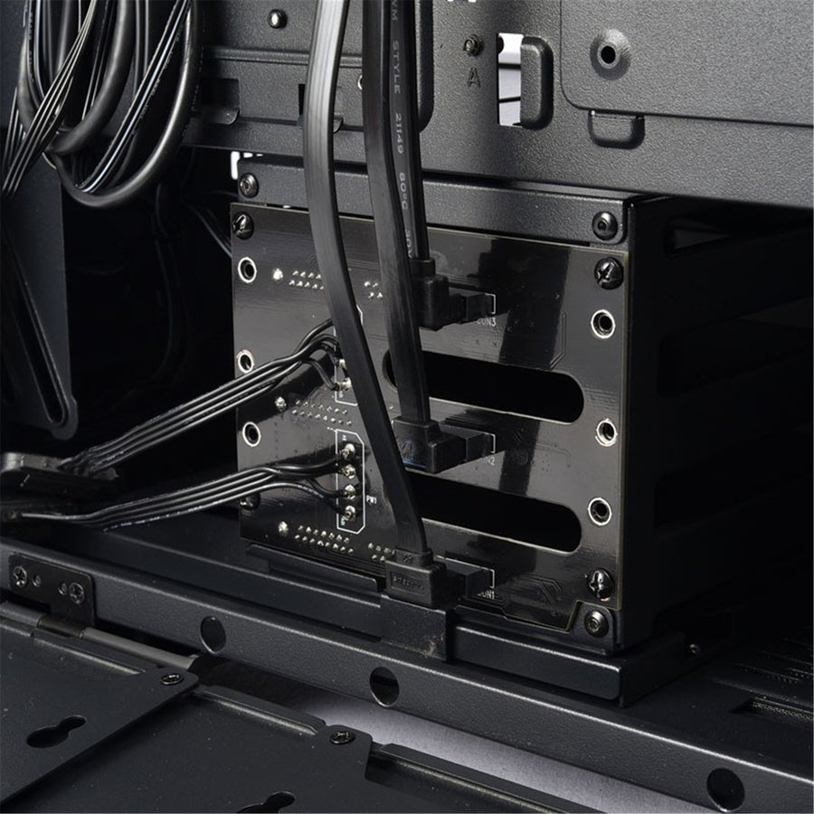 Lian Li HDD/SSD Hot-Swap backpanel  for LanCool II