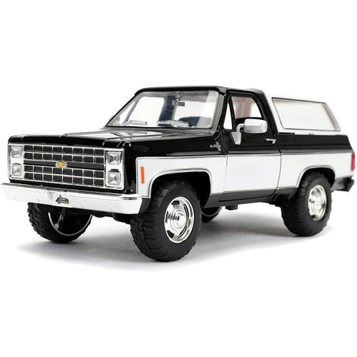 Jada JA31592 - JADA 1/24 JT - '80 CHEV BLAZER K5  BLACK/WHITE