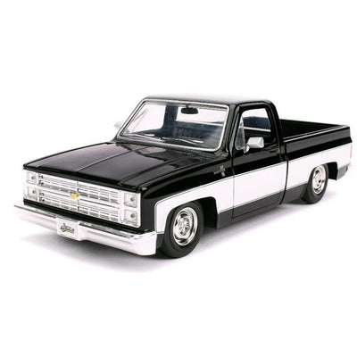 Jada - 1/24 1985 Chevy S10 Custom - Black / Cream Stripe Stripe