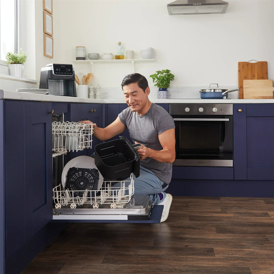 Ninja  6.2L  Air Fryer Pro XL with Mega Zone, 230°C of MaxCrisp Technology