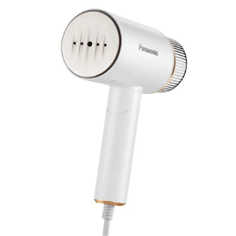 PORTABLE GARMENT STEAMER WITH FOLDABLE HANDLE