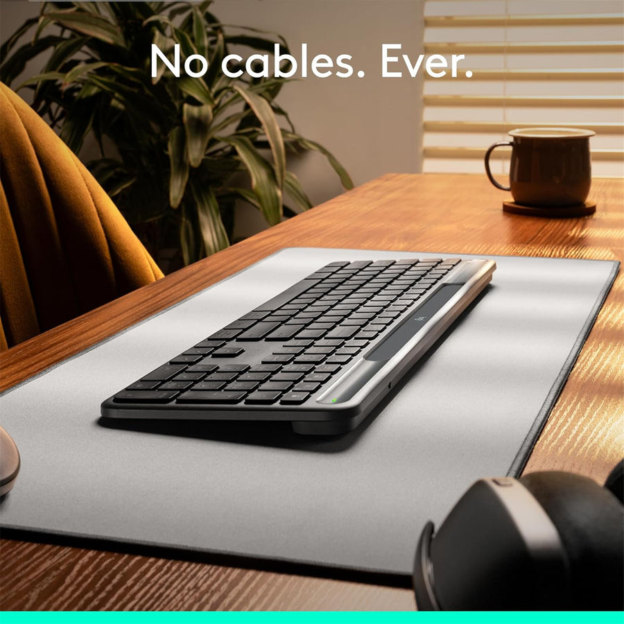 Logitech Signature Solar+ Wireless keyboard K980 - Graphite