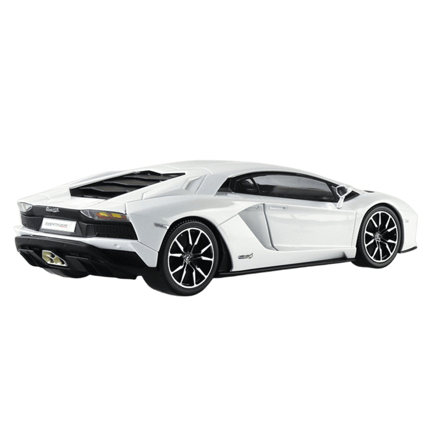 Aoshima 3-6814 - AOSHIMA 1/32 LAMBO AVENTADOR S (PEARL WHITE)