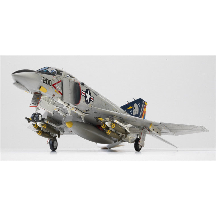 Academy 9-12315 - ACADEMY 1/48 USMC F-4B GRAY GHOST
