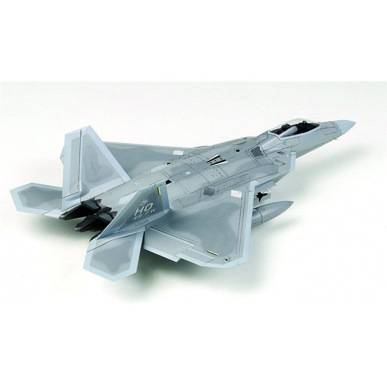 ACADEMY 1/72 F-22A AIR DOMINANCE FIGHTER