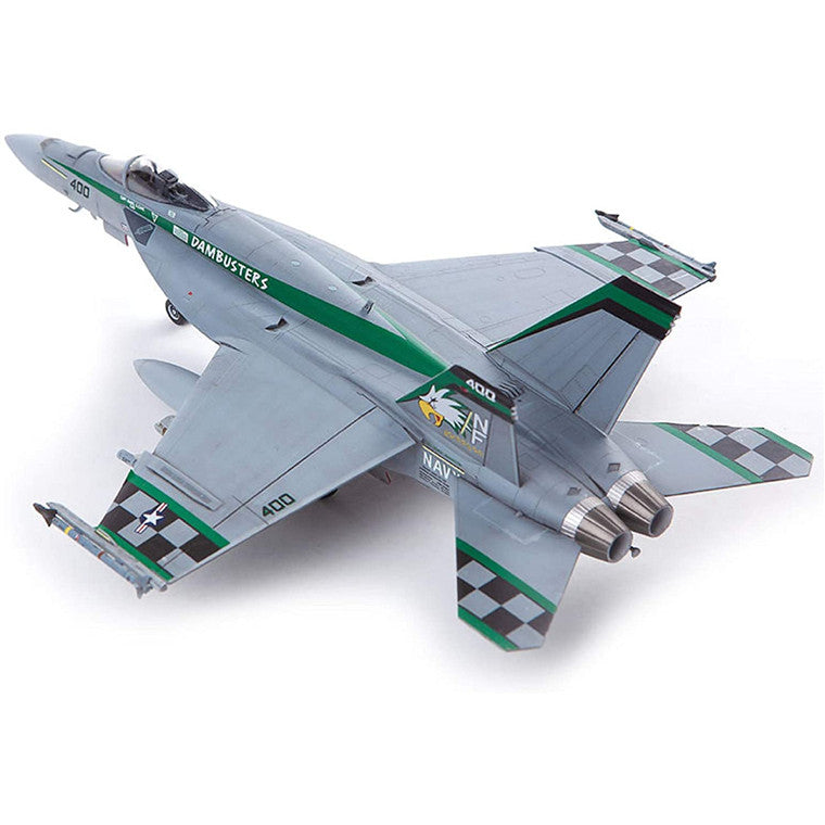 Academy 9-12565 - ACADEMY 1/72 USN F/A-18E VFA-195 CHIPPY HO