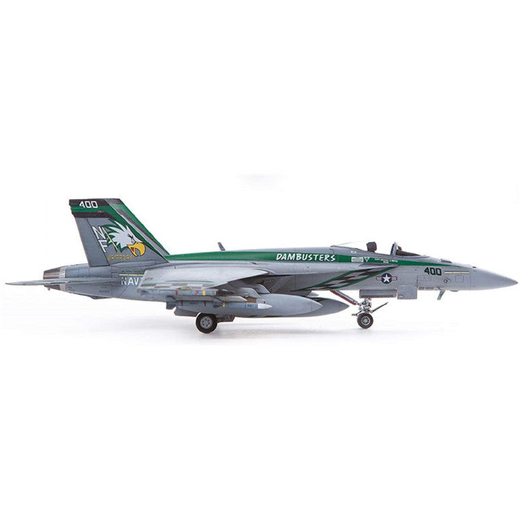 Academy 9-12565 - ACADEMY 1/72 USN F/A-18E VFA-195 CHIPPY HO
