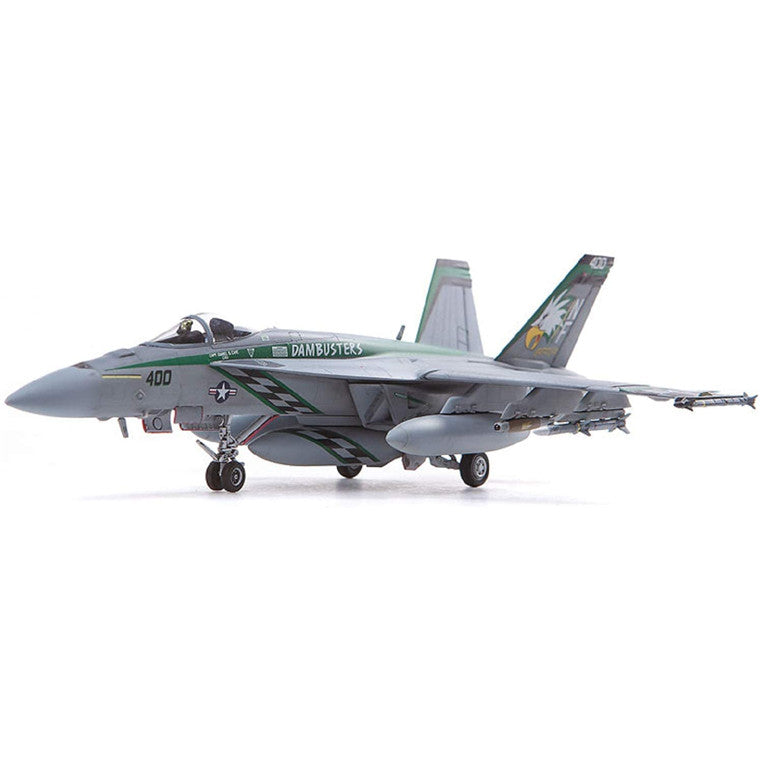 Academy 9-12565 - ACADEMY 1/72 USN F/A-18E VFA-195 CHIPPY HO