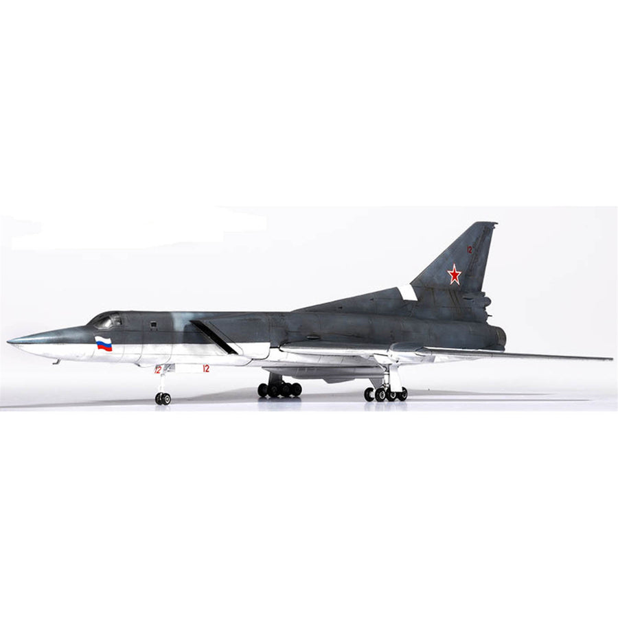 Academy 9-12636 - ACADEMY 1/144 RUSSIAN AF CIRCA 1985: TU-BACKFIRE