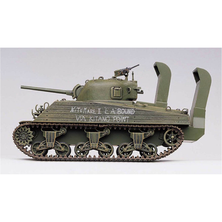 Academy 9-13562 - ACADEMY 1/35 USMC M4A2 PACIFIC THEATRE SHERMAN