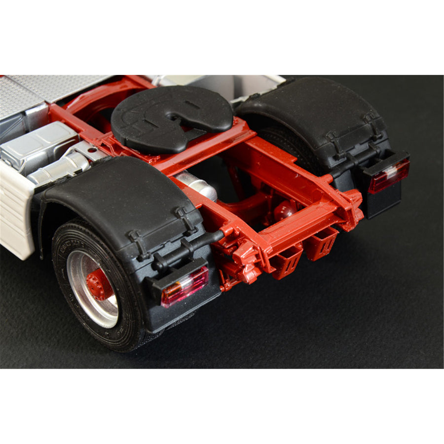 Italeri 1-3926 - ITALERI 1/24 IVECO TURBOSTAR 190.48 SPEC