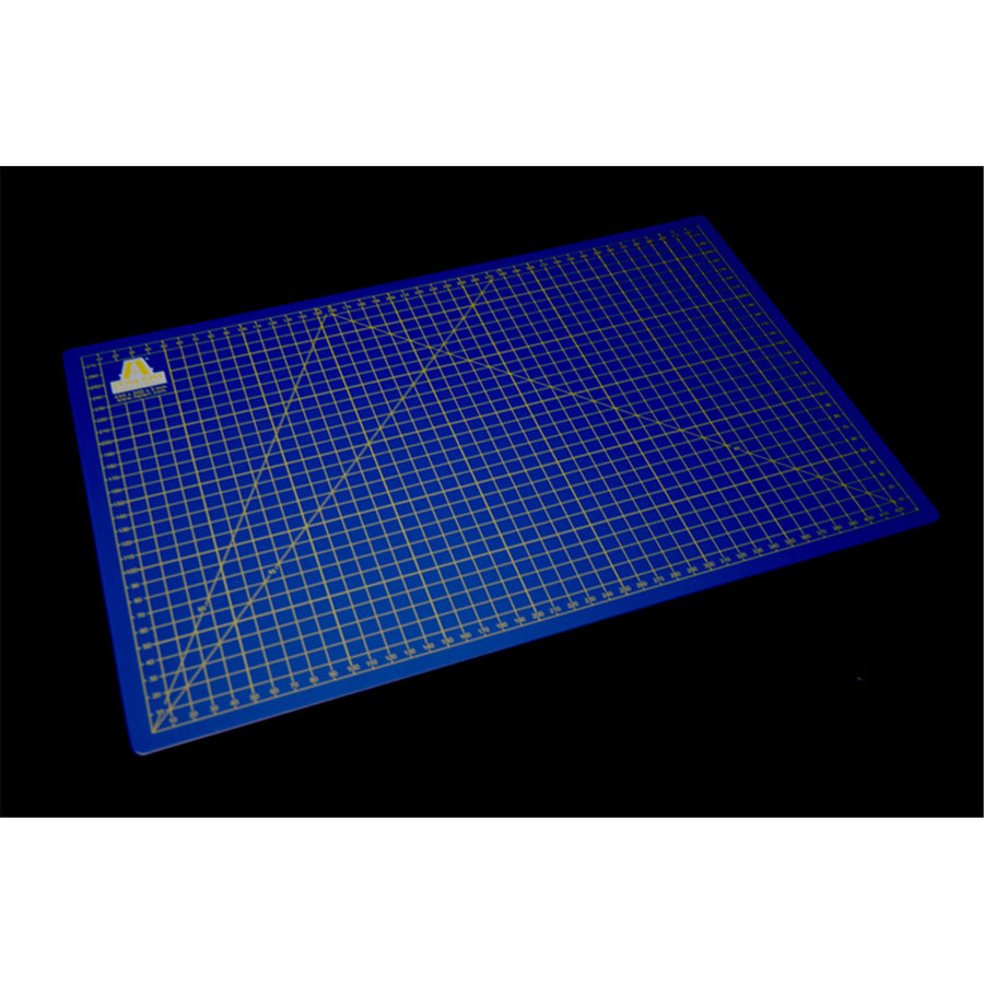 Italeri 1-50833 - ITALERI AWESOME WORKSTATION