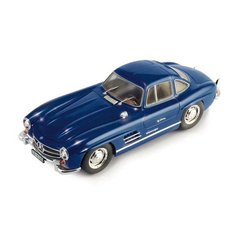 Italeri 1-3645 - ITALERI 1/24 MERCEDES GULL WING