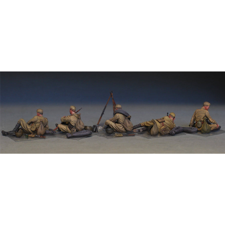Miniart 2-35233 - MINIART 1/35 SOVIET INFANTRY TAKING A BREAK