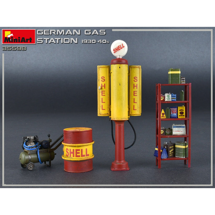 Miniart 2-35598 - MINIART 1/35 GERMAN GAS STATION 30/40's