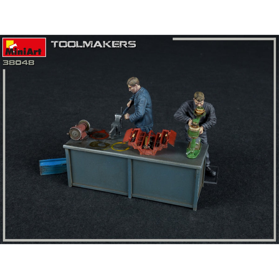Miniart 2-38048 - MINIART 1/35 TOOLMAKERS