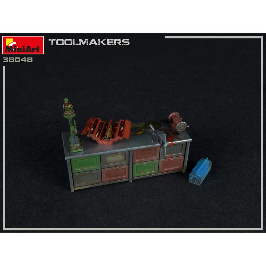 Miniart 2-38048 - MINIART 1/35 TOOLMAKERS