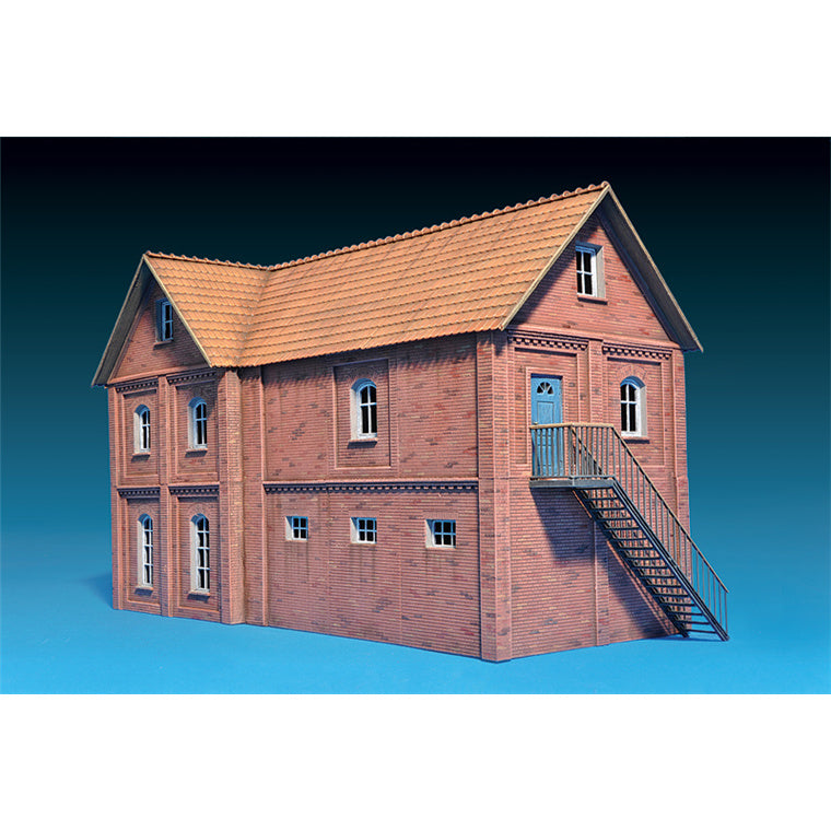 Miniart 2-72021 - MINIART 1/72 ADMIN BUILDING W/WRK SHOP