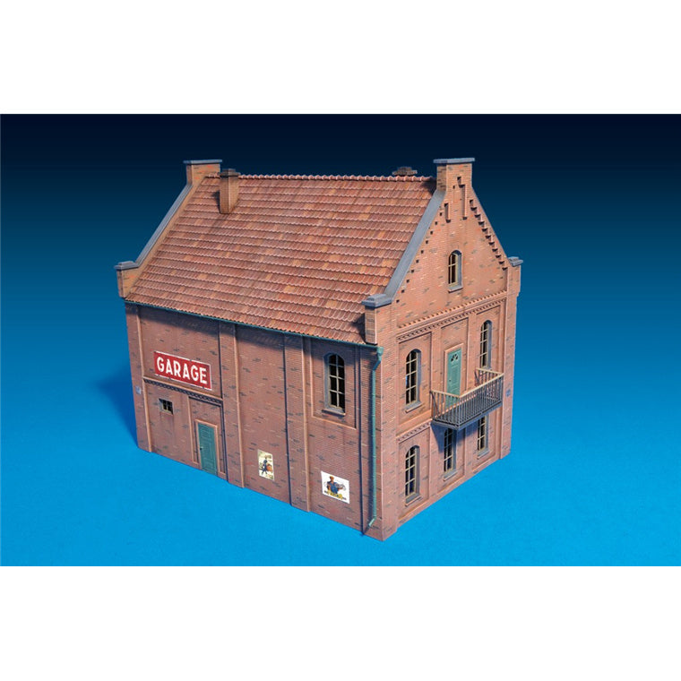 Miniart 2-72031 - MINIART 1/72 BUILDING WITH GARAGE