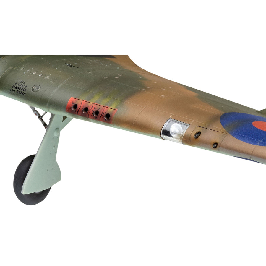 Revell RV04968 - REVELL 1/32 HAWKER HURRICANE MKIIb