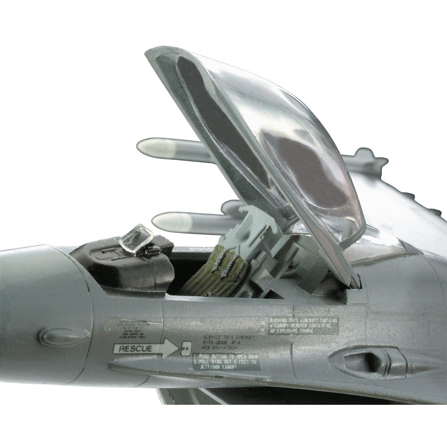 Revell RV05670 - REVELL 1/72 75TH USAF F-16; SCORPION;STEALTH W/