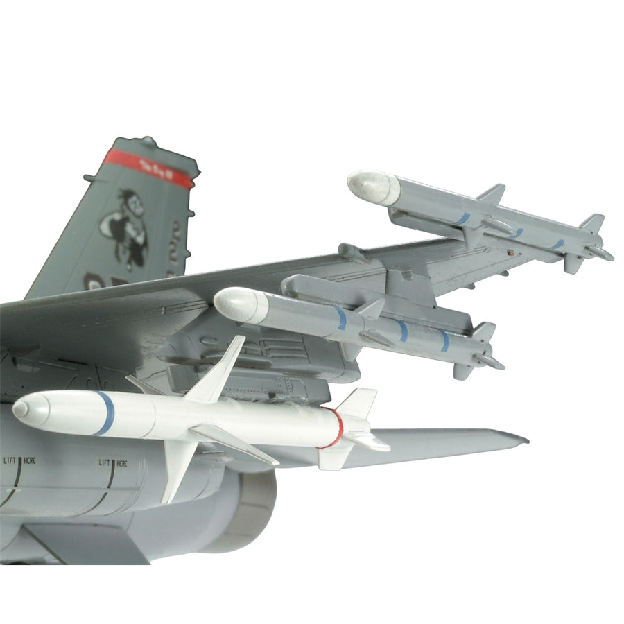 Revell RV05670 - REVELL 1/72 75TH USAF F-16; SCORPION;STEALTH W/
