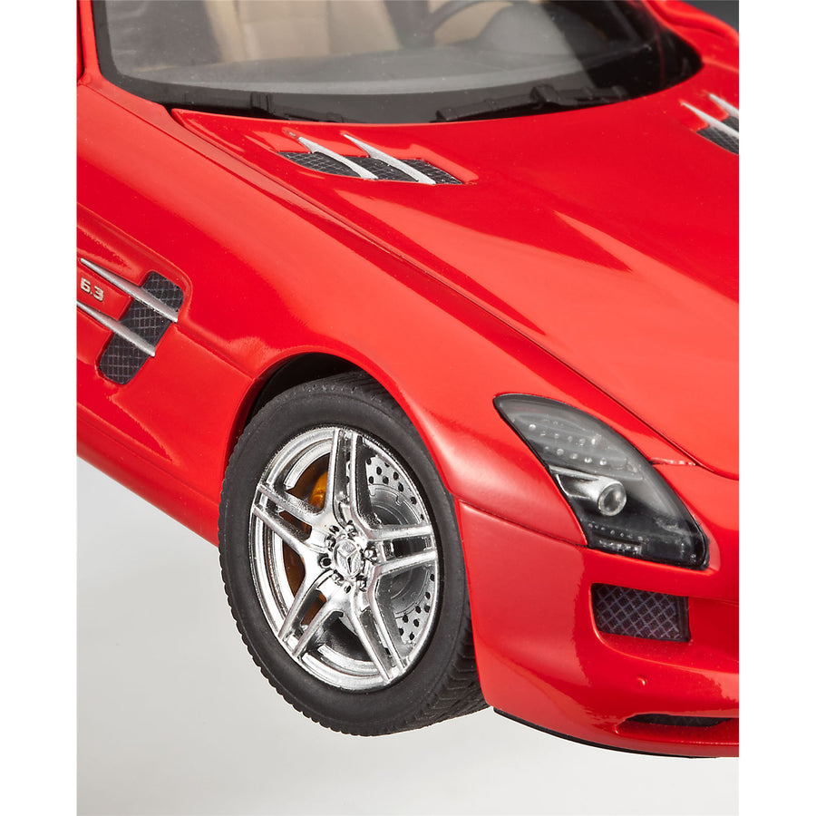Revell RV07100 - REVELL 1/24 MERCEDES SLS AMG