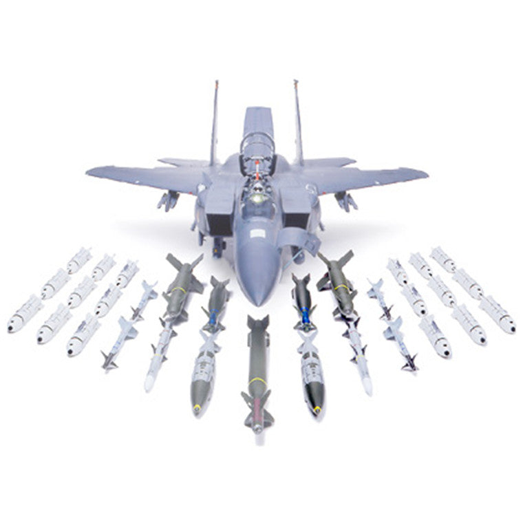 Tamiya 60312 - TAMIYA 1/32 F-15E STRIKE EAGLE „BUNKER BUSTER“